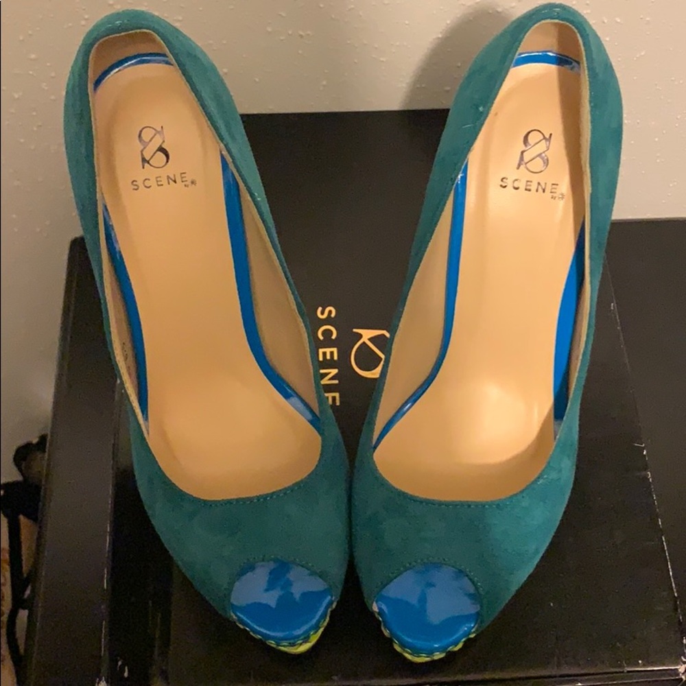 Platform Pumps - Picture 6 of 6